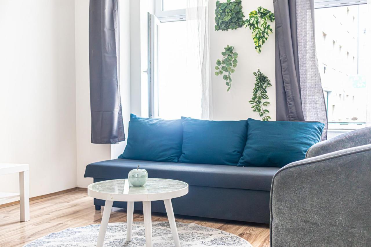 Attractive 1br And 1 Lr Comfortable Design, Great Location Apartament *