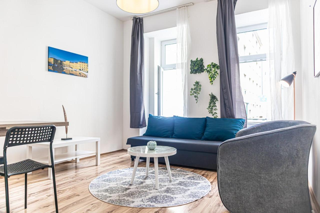 Attractive 1br And 1 Lr Comfortable Design, Great Location Apartament *