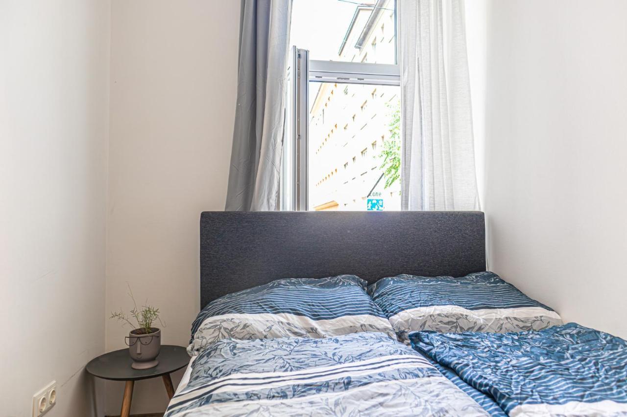 Attractive 1br And 1 Lr Comfortable Design, Great Location * Vienna